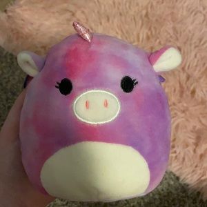 Small Lola squishmallow